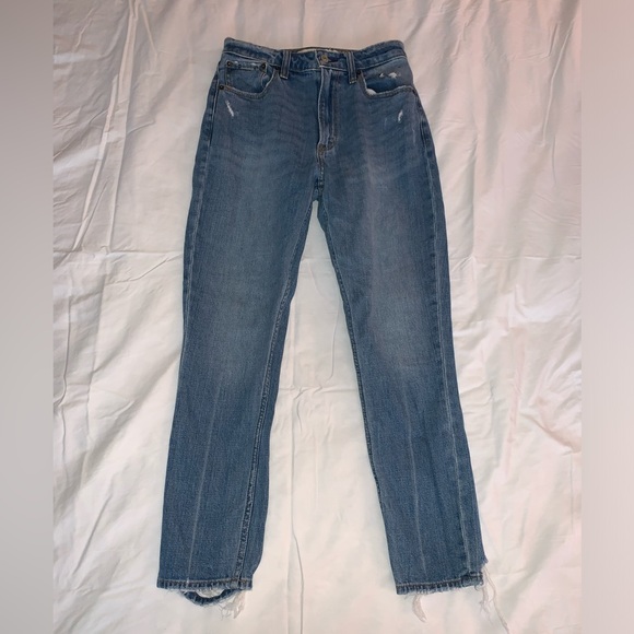 Abercrombie & Fitch curve love jeans - Picture 1 of 3